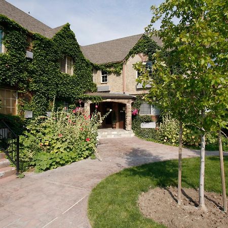 Black Swan Inn Luxurious Theme Rooms 포커텔로 외부 사진
