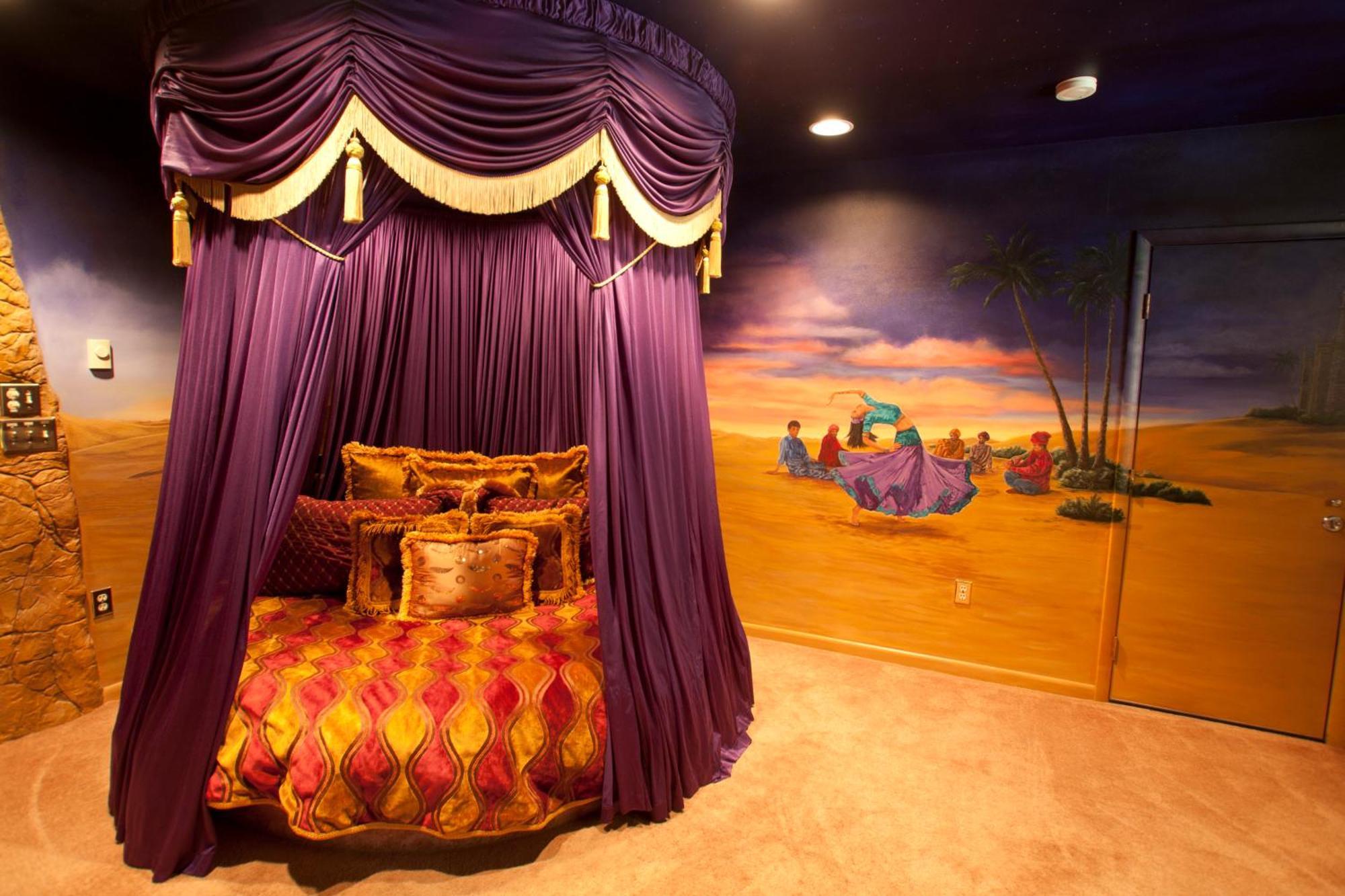 Black Swan Inn Luxurious Theme Rooms 포커텔로 객실 사진