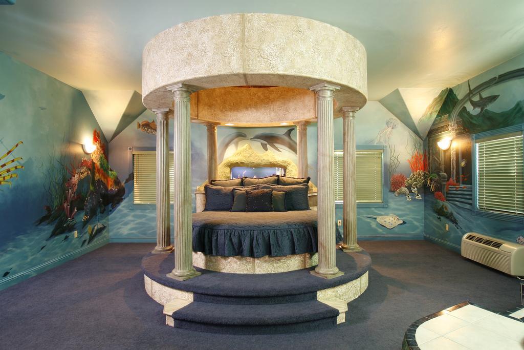 Black Swan Inn Luxurious Theme Rooms 포커텔로 객실 사진