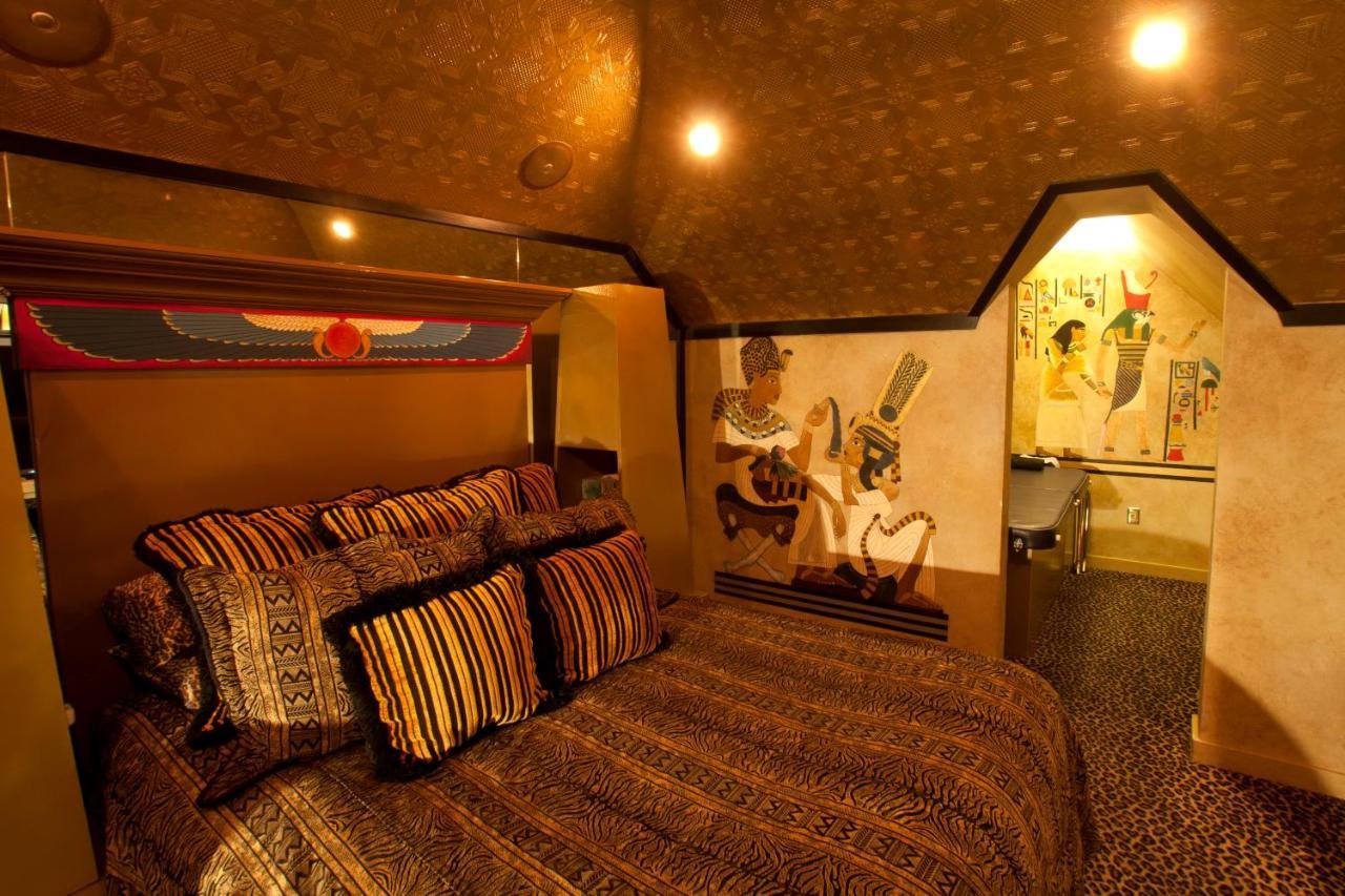 Black Swan Inn Luxurious Theme Rooms 포커텔로 외부 사진